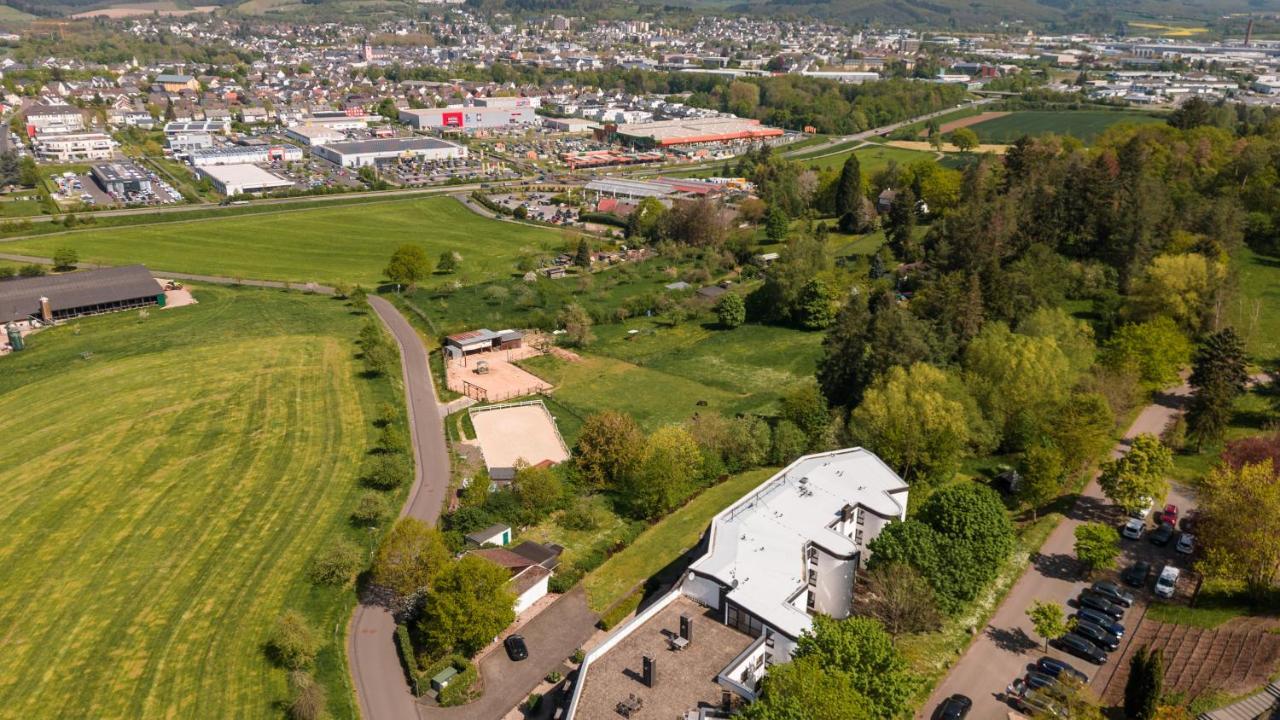 Aparthotel Tannenhof Wittlich Esterno foto